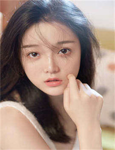 男生肌肌桶女人屁股